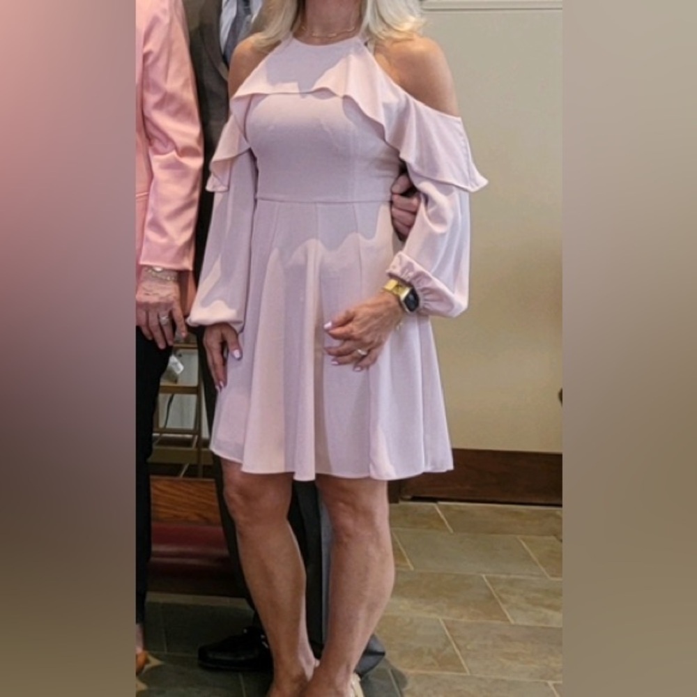 BCBG maxazria cold shoulder dress light pink